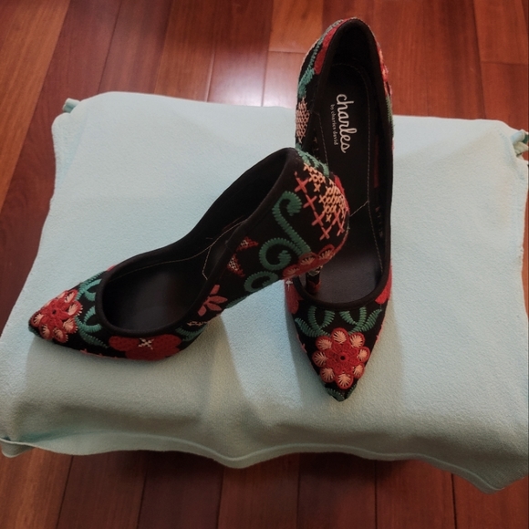 Charles by Charles David - Picture 1 of 6